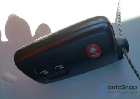 2011 Toyota Prius Two из США, поврежденный, VIN JTDKN3DU4B1368557